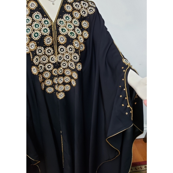 Luxurious Dubai Fashion Abaya Dress - Picture 2 of 9